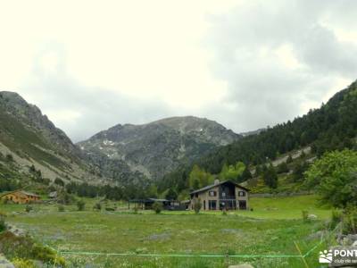 País de los Pirineos- Andorra; bosque animado de oma cañon del cares senderismo cañon del rio mesa o